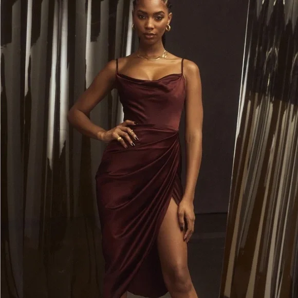 House of CB ‘Reva’ Raisin Satin Gathered Corset Dress Raisin NWOT - Picture 6 of 12